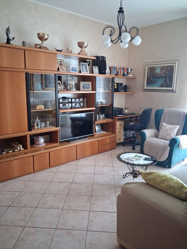 appartamento in vendita a Nova Milanese