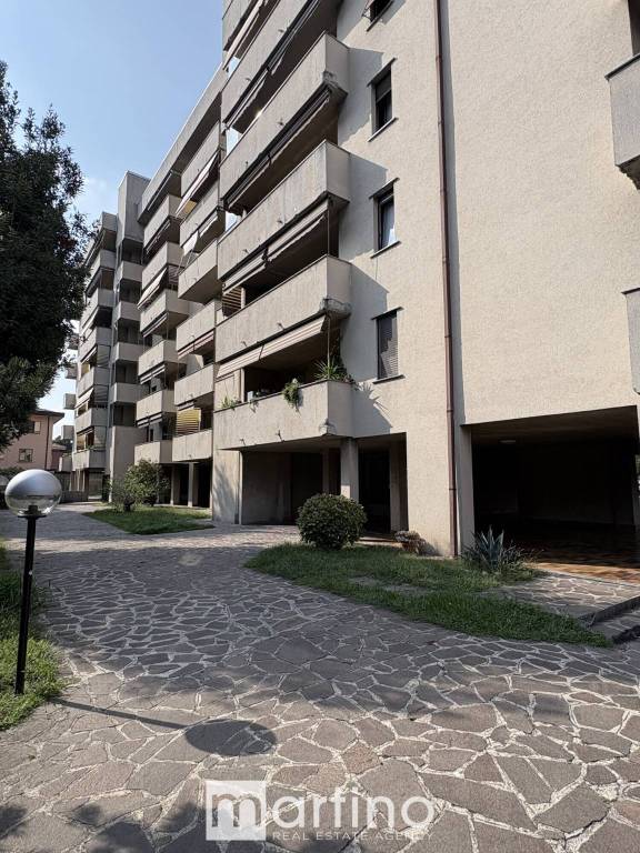 appartamento in vendita a Nova Milanese