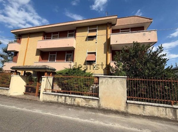 casa indipendente in vendita a Nova Milanese