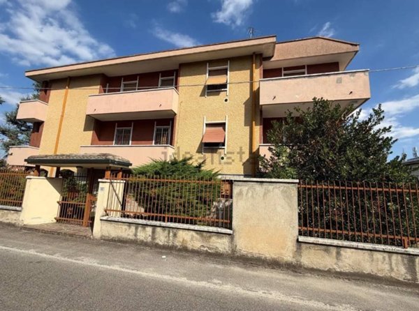 casa indipendente in vendita a Nova Milanese