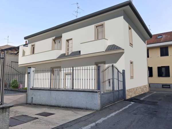 appartamento in vendita a Nova Milanese