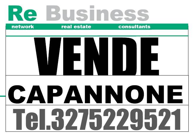 locale commerciale in vendita a Nova Milanese