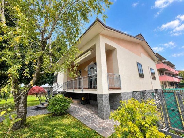 casa indipendente in vendita a Nova Milanese