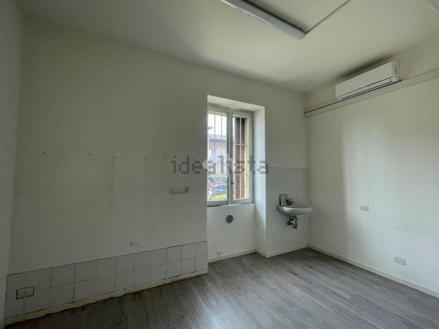 ufficio in vendita ad Ornago