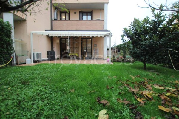 appartamento in vendita ad Ornago