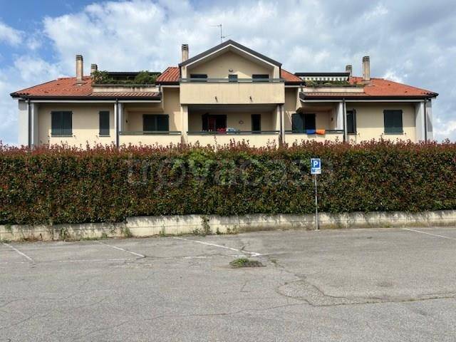 appartamento in vendita ad Ornago