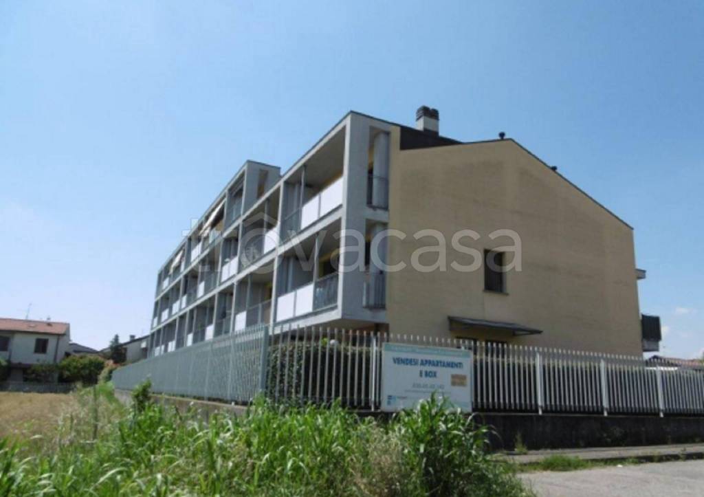 appartamento in vendita ad Ornago