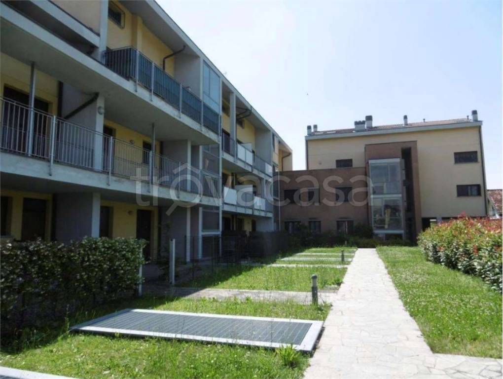 appartamento in vendita ad Ornago