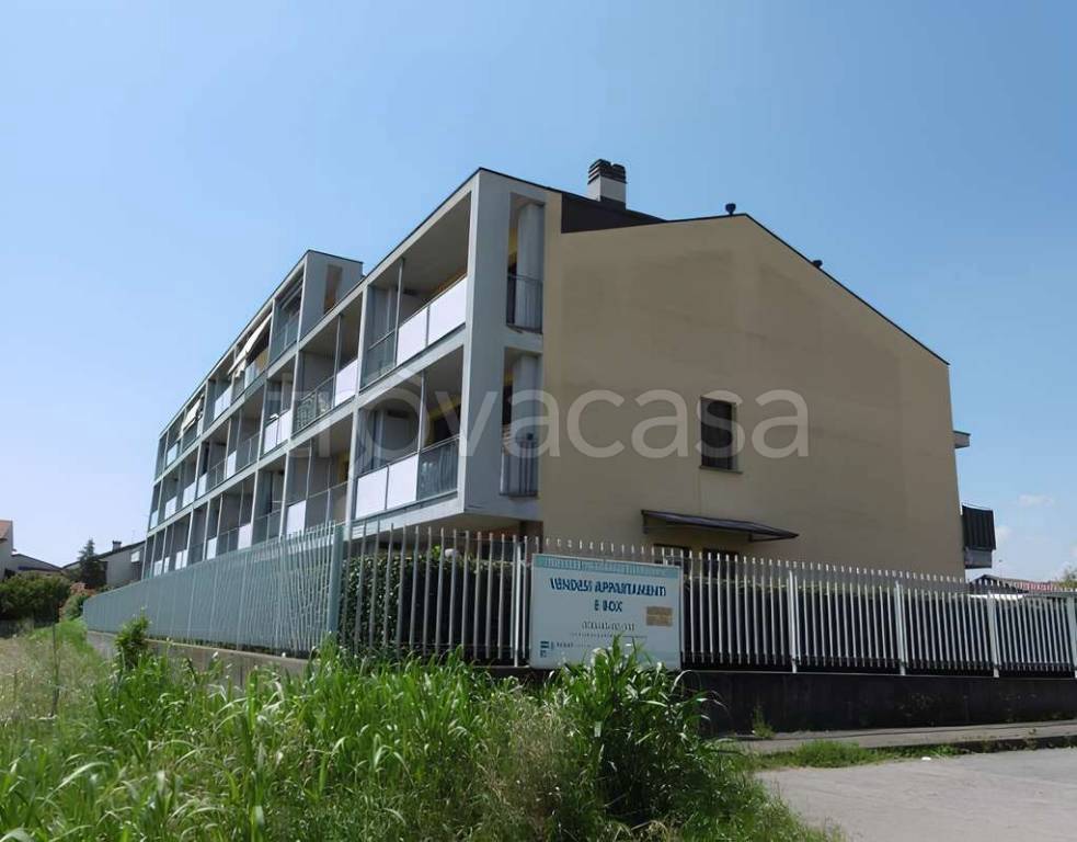 appartamento in vendita ad Ornago