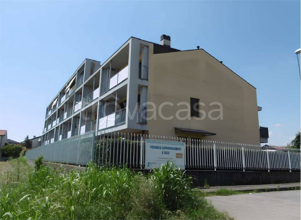 appartamento in vendita ad Ornago