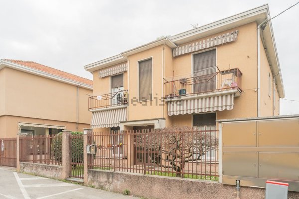 appartamento in vendita ad Ornago