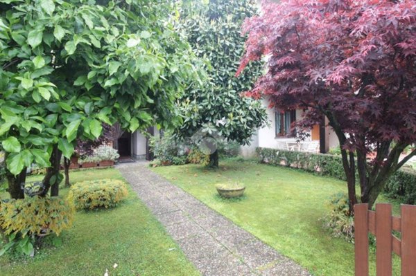 casa indipendente in vendita ad Ornago