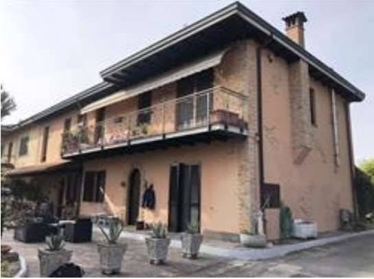 appartamento in vendita ad Ornago