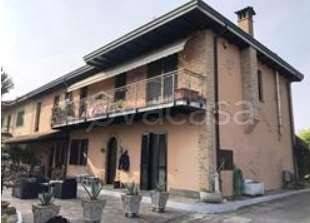 appartamento in vendita ad Ornago