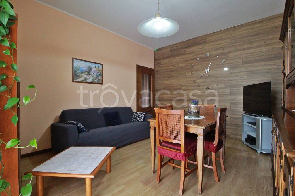 appartamento in vendita ad Ornago