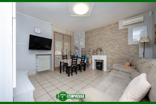 appartamento in vendita ad Ornago