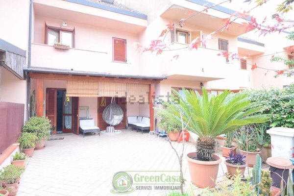 casa indipendente in vendita ad Ornago