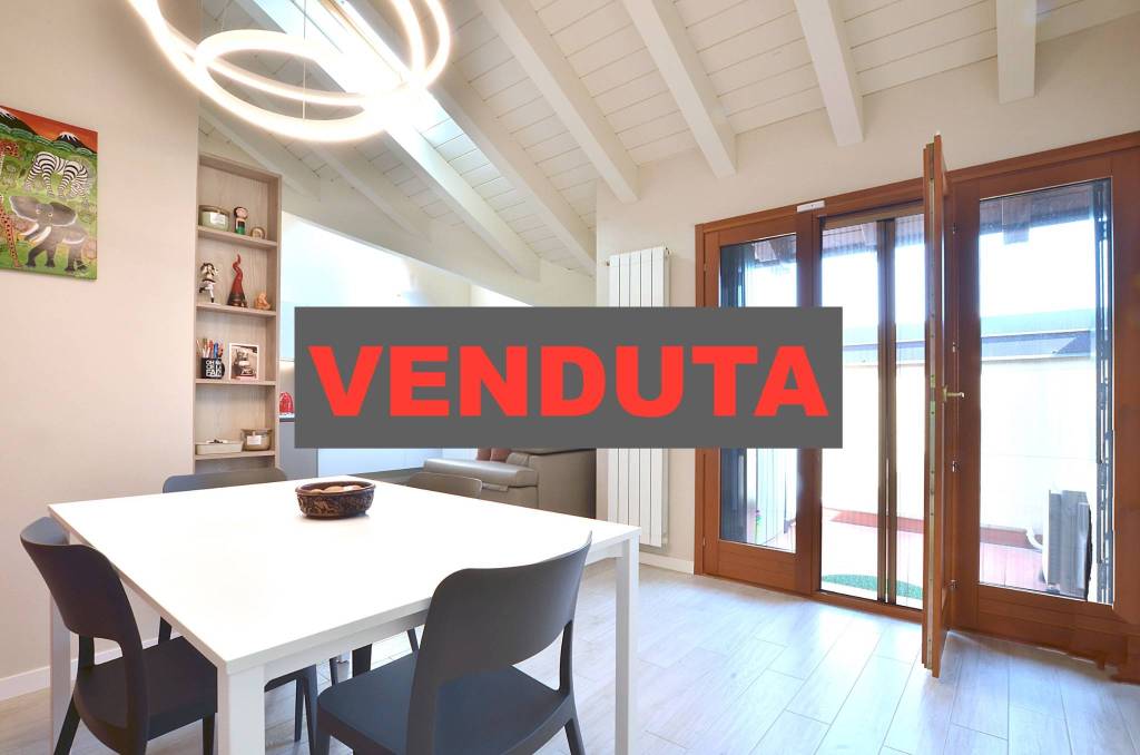 appartamento in vendita ad Ornago