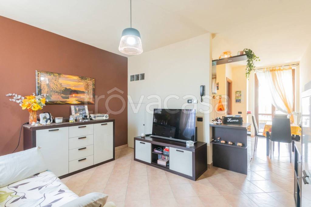 appartamento in vendita ad Ornago