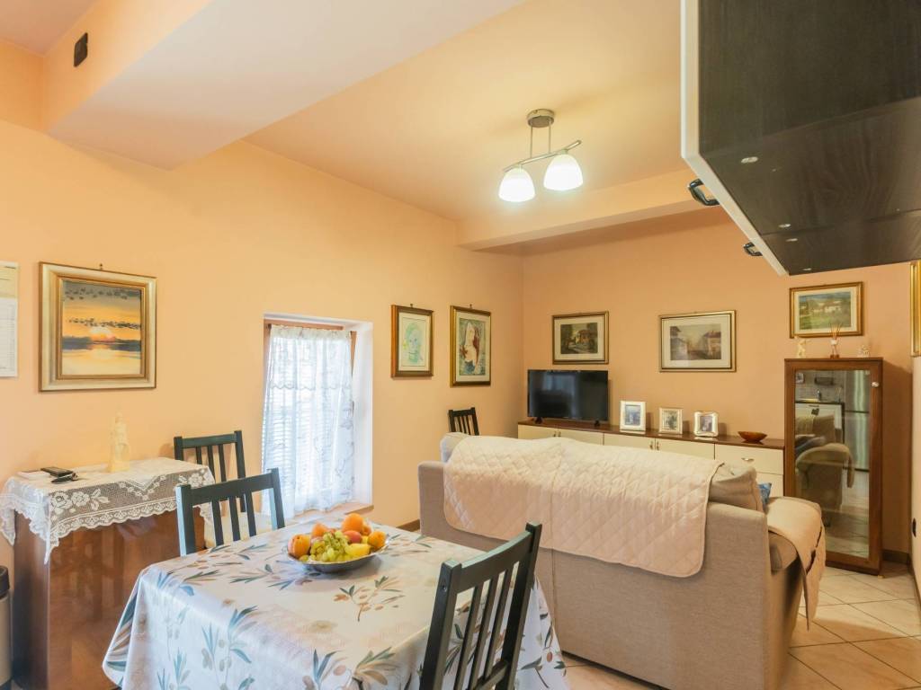 appartamento in vendita ad Ornago