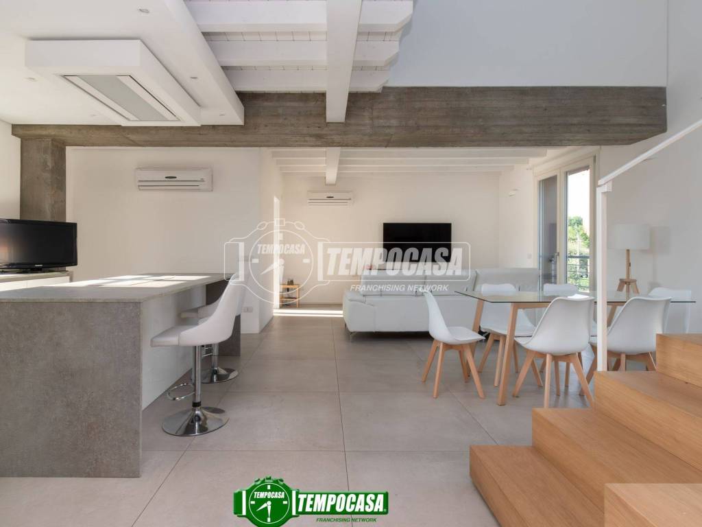 appartamento in vendita ad Ornago