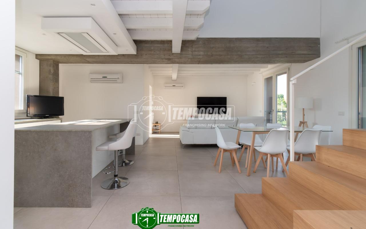 appartamento in vendita ad Ornago