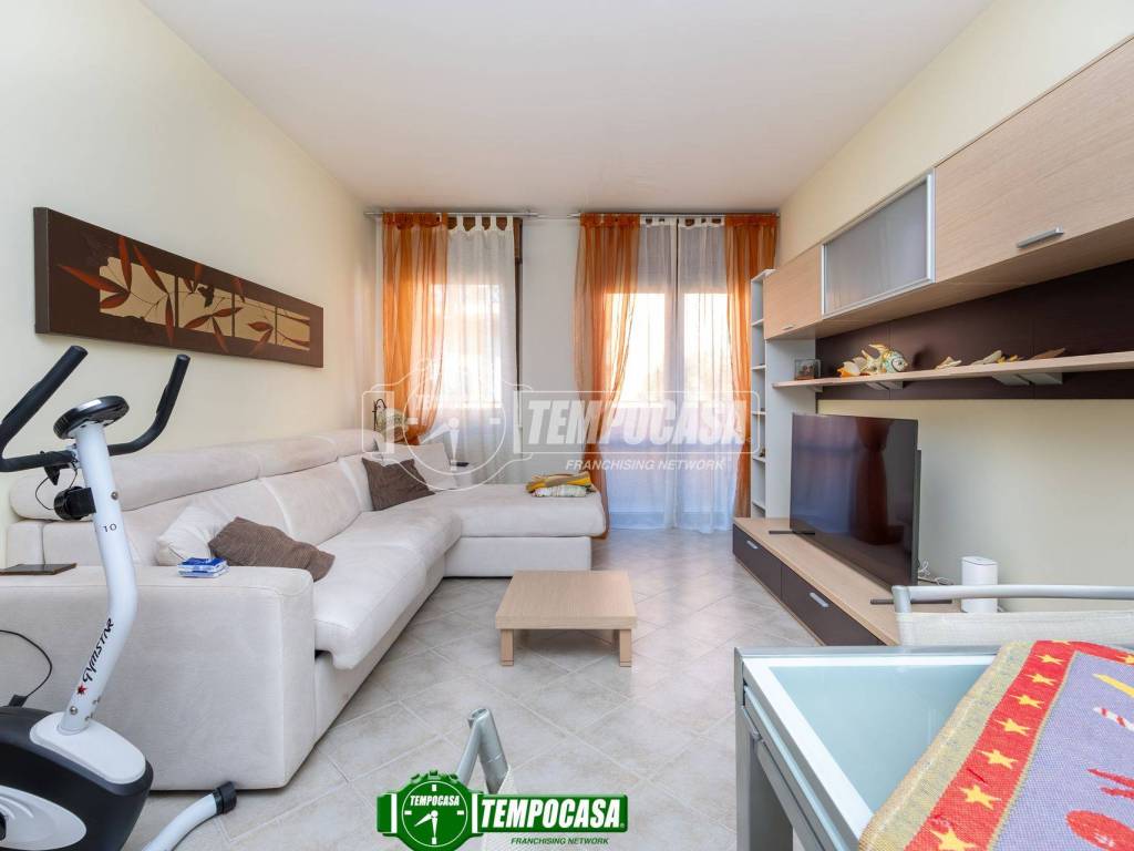 appartamento in vendita ad Ornago