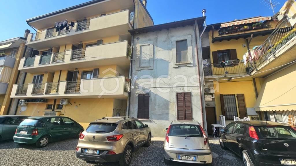 appartamento in vendita ad Ornago