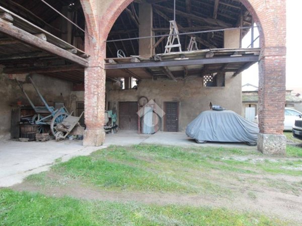 casa indipendente in vendita ad Ornago in zona Rossino