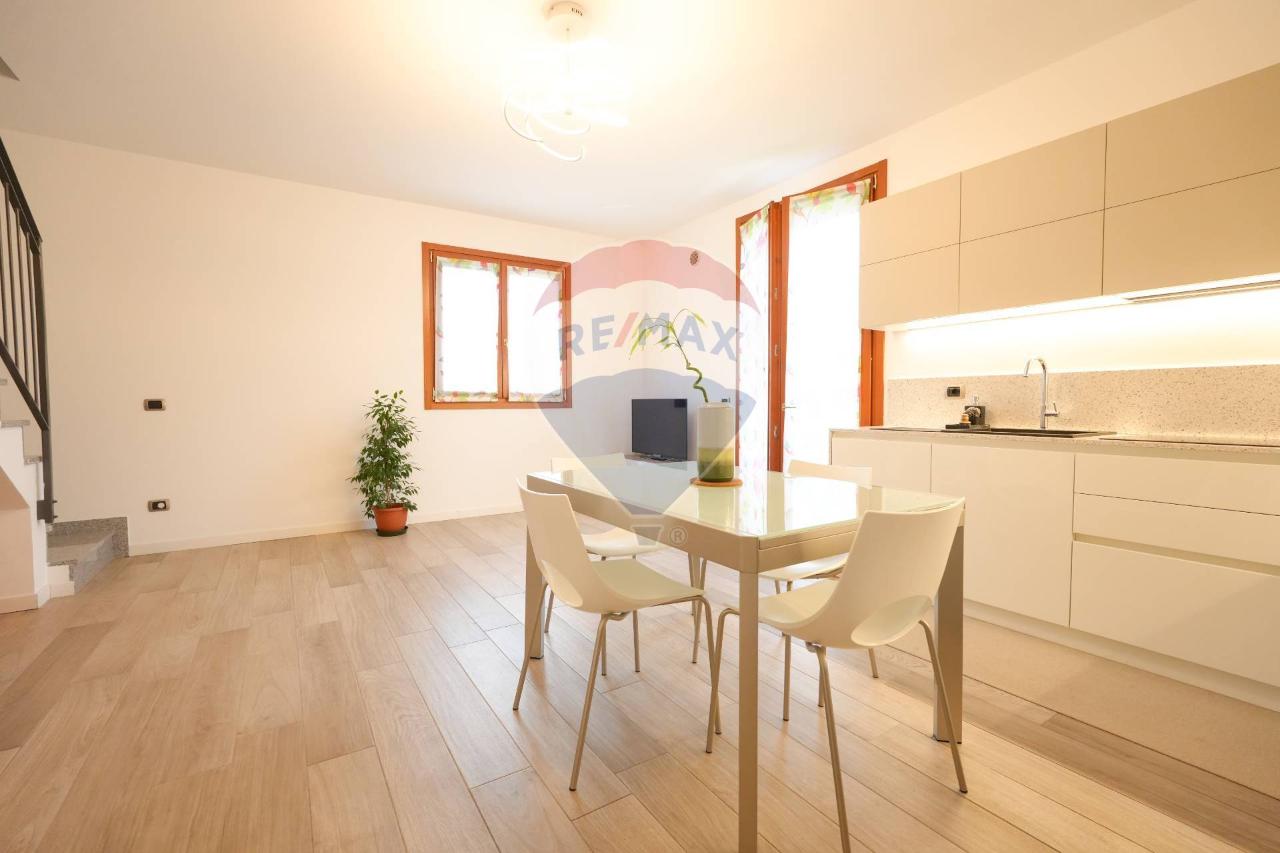 appartamento in vendita ad Ornago