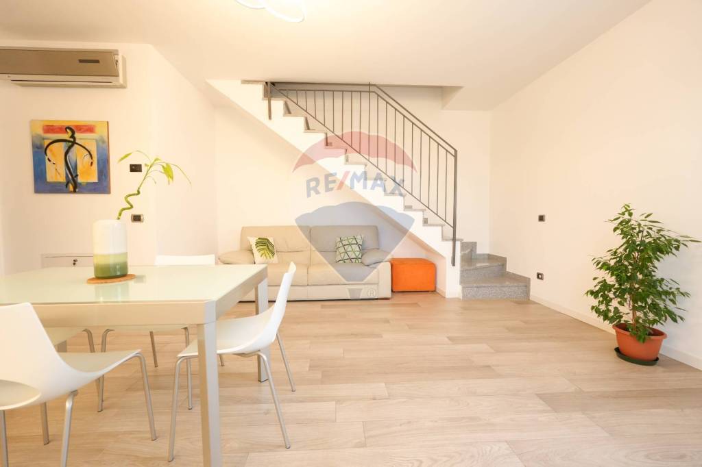 appartamento in vendita ad Ornago