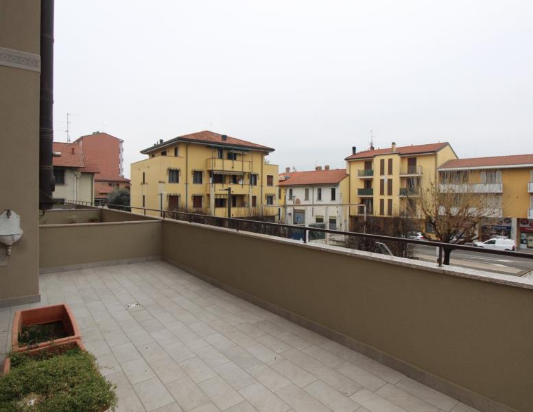 appartamento in vendita ad Ornago