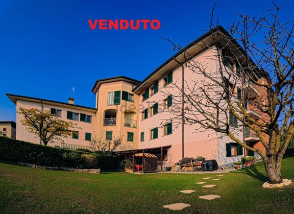 appartamento in vendita ad Ornago