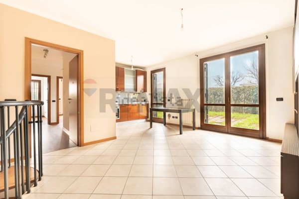 appartamento in vendita ad Ornago