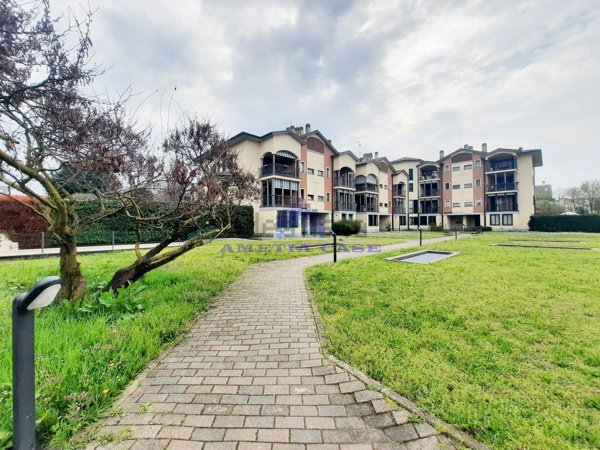 appartamento in vendita ad Ornago