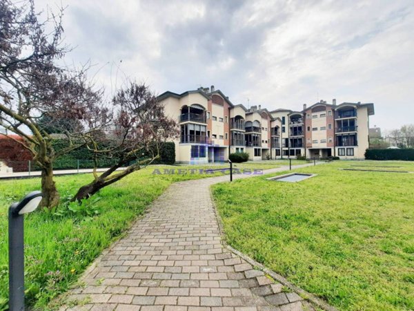 appartamento in vendita ad Ornago