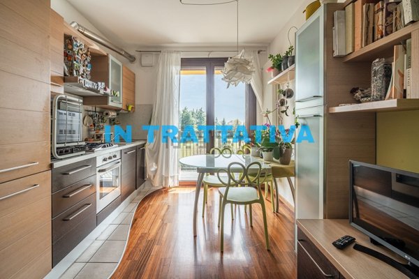appartamento in vendita ad Ornago in zona Rossino
