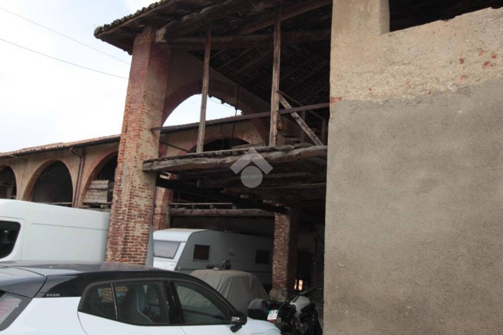 casa indipendente in vendita ad Ornago in zona Rossino