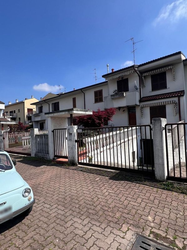 casa indipendente in vendita ad Ornago