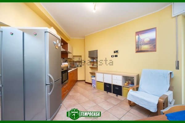 appartamento in vendita ad Ornago in zona Rossino