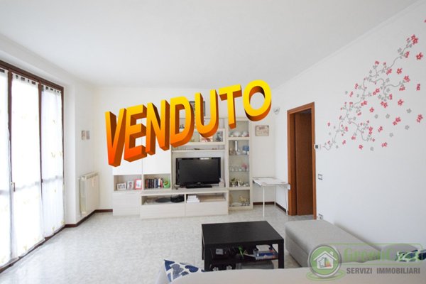 appartamento in vendita ad Ornago in zona Rossino