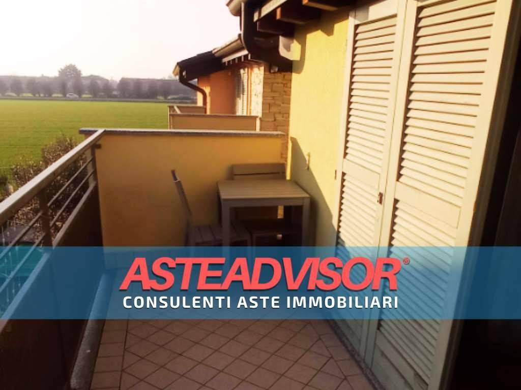 casa indipendente in vendita ad Ornago in zona Rossino
