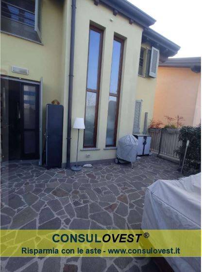 casa indipendente in vendita ad Ornago in zona Rossino
