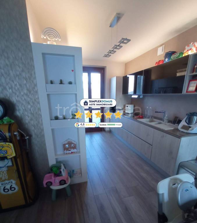 casa indipendente in vendita ad Ornago in zona Rossino