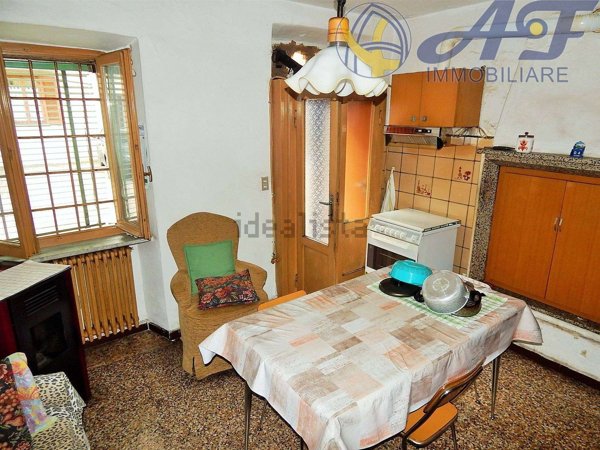 casa semindipendente in vendita a Renate