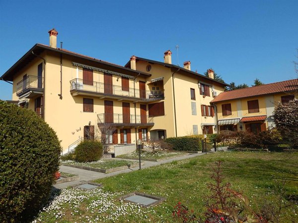 appartamento in vendita a Renate