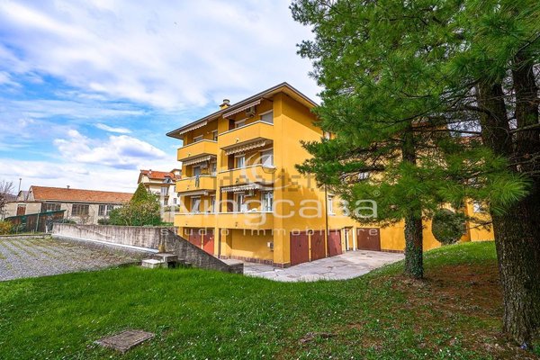 appartamento in vendita a Renate