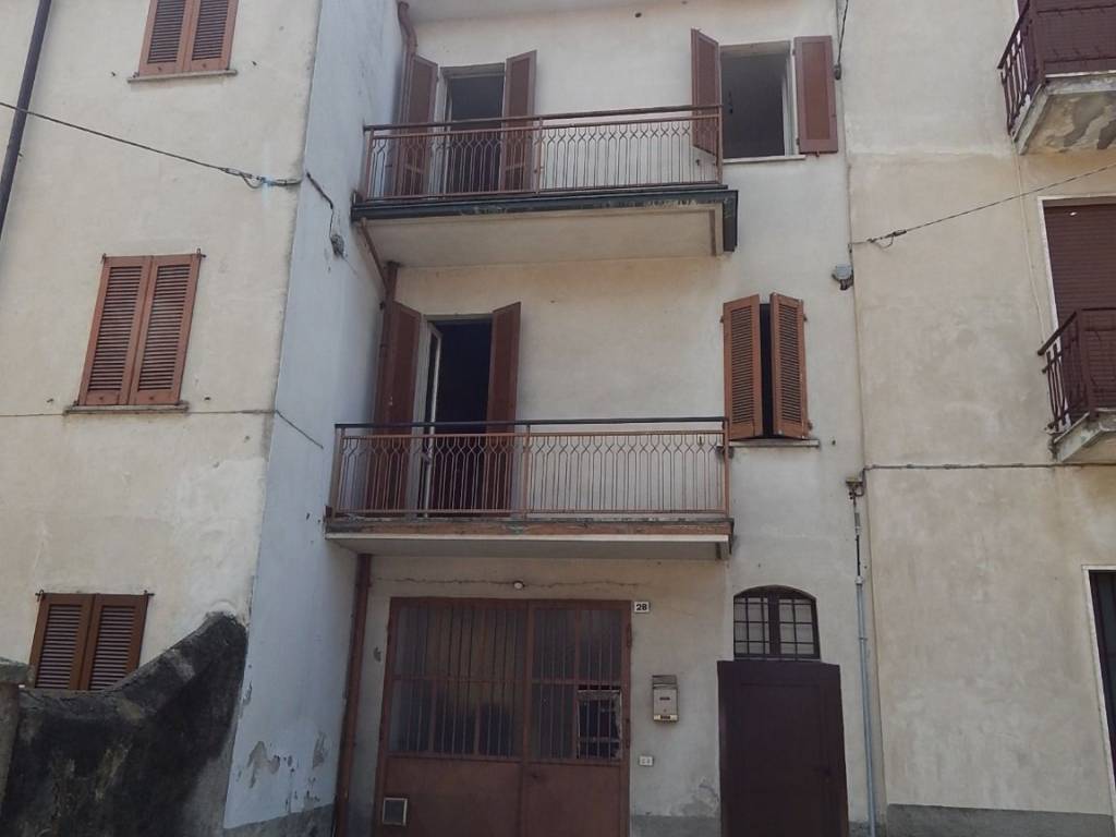 casa indipendente in vendita a Renate