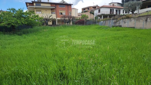 bifamiliare in vendita a Renate