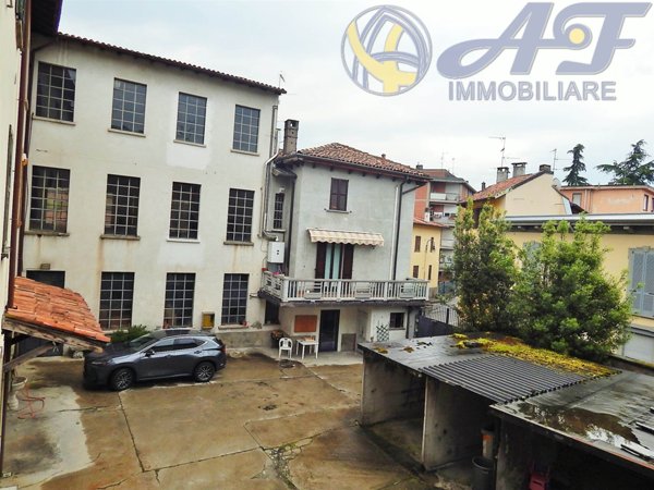 appartamento in vendita a Renate